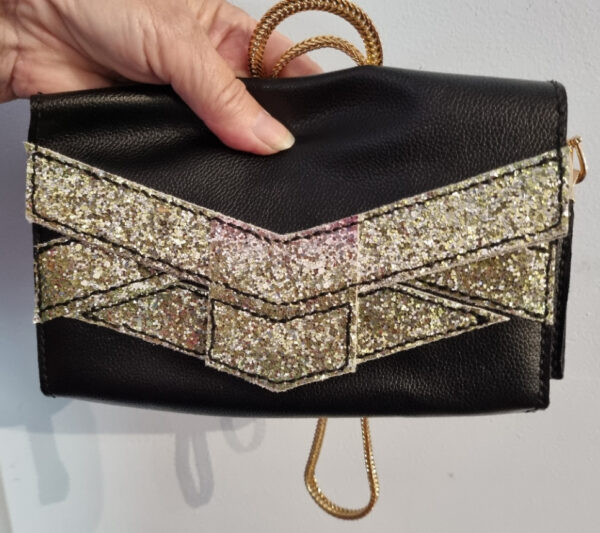 Black and Gold Wallet on Chain